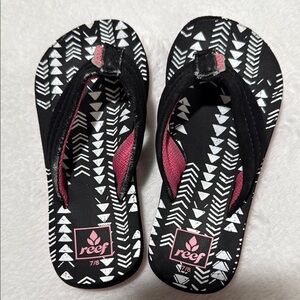 Reef Kids Flip Flops with Pink Highlights